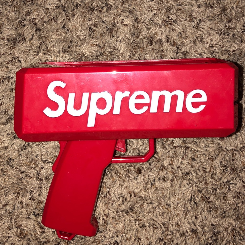 Supreme cash cannon